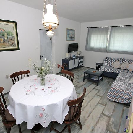 Apartments By The Sea Vinjerac, Zadar - 13811 Posedarje Habitación foto